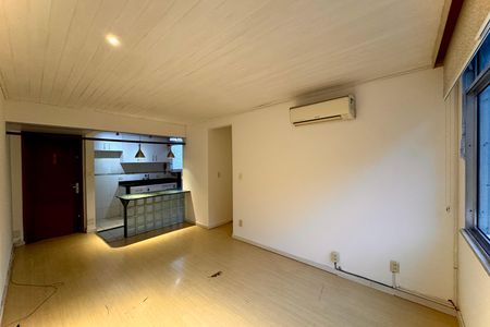 Apartamento à venda com 70m², 2 quartos e 1 vaga Apartamento à venda com 70m², 2 quartos e 1 vagaSala/cozinha