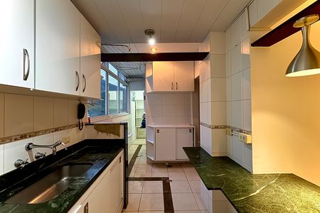 Apartamento à venda com 70m², 2 quartos e 1 vaga Apartamento à venda com 70m², 2 quartos e 1 vagaCozinha