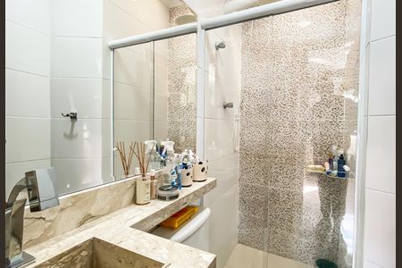 Casa à venda com 68m², 2 quartos e 2 vagas Casa à venda com 68m², 2 quartos e 2 vagasBanheiro da Suíte 2