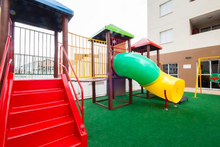 Apartamento para alugar com 49m², 2 quartos e 1 vaga Apartamento para alugar com 49m², 2 quartos e 1 vagaÁrea comum - Playground