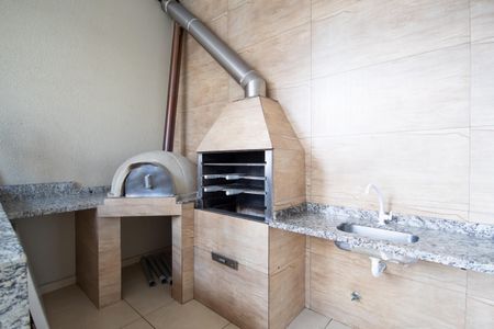 Apartamento para alugar com 49m², 2 quartos e 1 vaga Apartamento para alugar com 49m², 2 quartos e 1 vagaÁrea comum - Churrasqueira