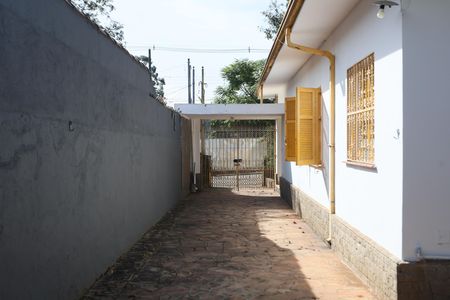 Garagem de casa à venda com 2 quartos, 408m² em Jardim Dona Sinha, São Paulo