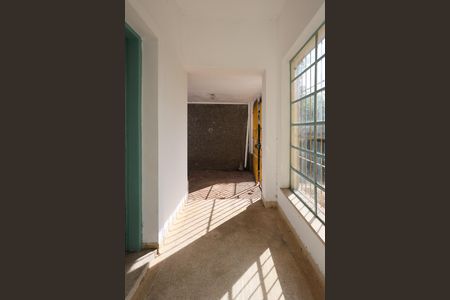 Varanda de casa à venda com 2 quartos, 400m² em Jardim Dona Sinha, São Paulo