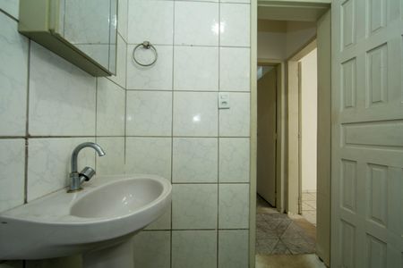 Casa para alugar com 40m², 2 quartos e 1 vagaBANHEIRO