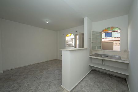 Casa para alugar com 40m², 2 quartos e 1 vagaSALA