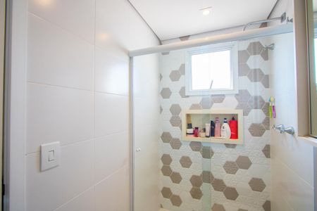 Apartamento à venda com 78m², 2 quartos e 2 vagasBanheiro do quarto 1