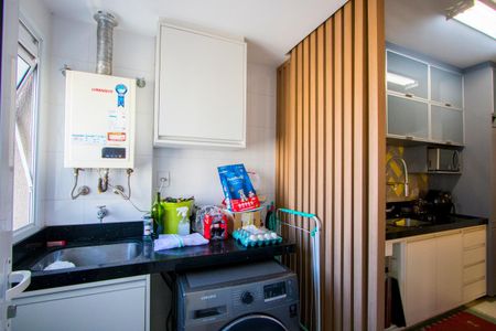 Apartamento à venda com 78m², 2 quartos e 2 vagasÁrea de serviço