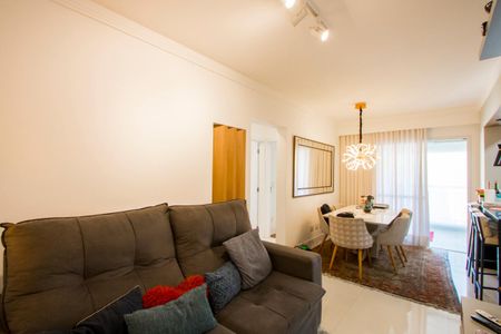 Apartamento à venda com 78m², 2 quartos e 2 vagasSala