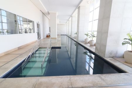 Apartamento à venda com 49m², 1 quarto e 1 vagaÁrea comum - Piscina