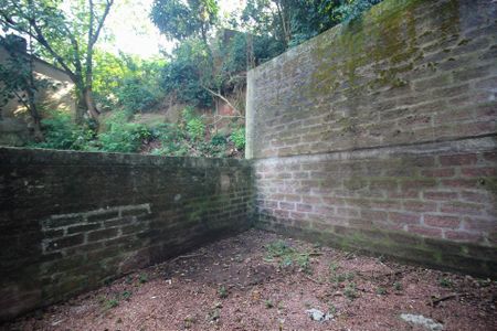 Casa para alugar com 107m², 3 quartos e 1 vagaQuintal
