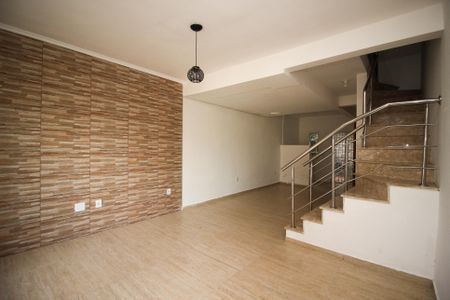 Sala de casa à venda com 3 quartos, 107m² em Ipanema, Porto Alegre