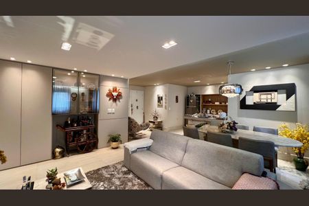 Apartamento à venda com 3 quartos, 97m² em Funcionários, Belo Horizonte