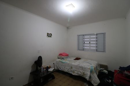 Casa à venda com 200m², 2 quartos e 2 vagasQuarto