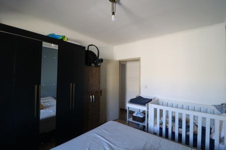 Casa à venda com 200m², 2 quartos e 2 vagasQuarto 2