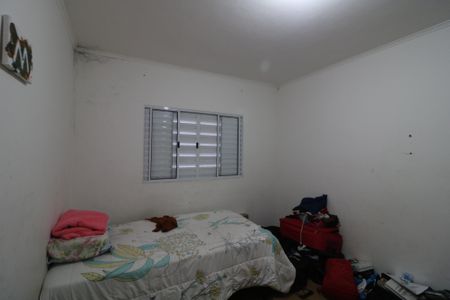 Casa à venda com 200m², 2 quartos e 2 vagasQuarto