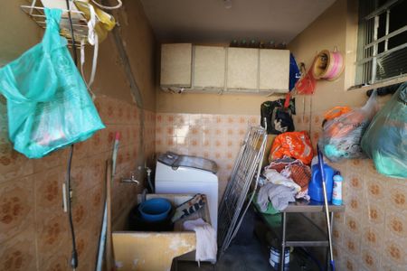 Casa à venda com 200m², 2 quartos e 2 vagasÁrea de Serviço