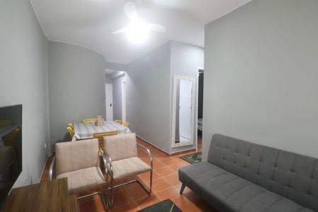 Sala de apartamento para alugar com 2 quartos, 65m² em Jardim Praiano, Guarujá