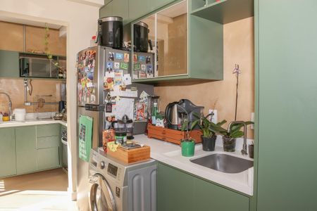 Apartamento para alugar com 54m², 2 quartos e sem vagaCozinha e Área de Serviço