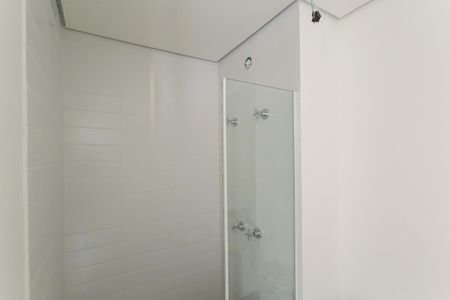 Banheiro de kitnet/studio à venda com 1 quarto, 26m² em Planalto Paulista, São Paulo