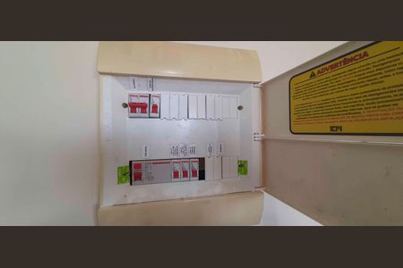 Apartamento para alugar com 46m², 2 quartos e 1 vaga Apartamento para alugar com 46m², 2 quartos e 1 vagaQuadro de Luz