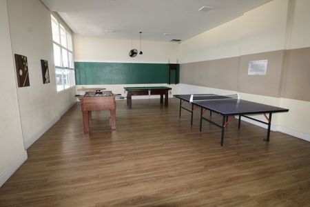Apartamento para alugar com 63m², 2 quartos e 1 vagaÁrea comum - Sala de Jogos