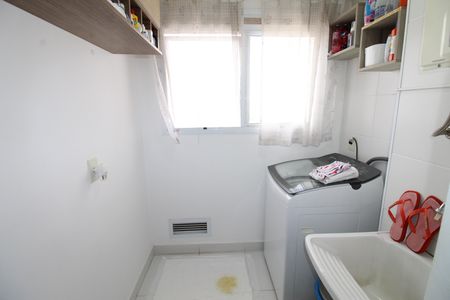Apartamento para alugar com 63m², 2 quartos e 1 vagaÁrea de Serviço