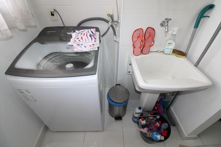 Apartamento para alugar com 63m², 2 quartos e 1 vagaÁrea de Serviço