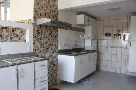 Apartamento à venda com 350m², 4 quartos e 2 vagasCozinha