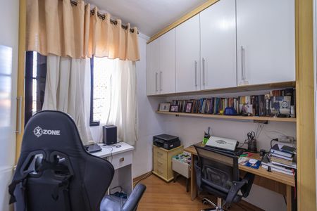 Apartamento à venda com 70m², 3 quartos e 2 vagasQuarto 3
