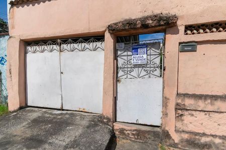 Casa à venda com 130m², 2 quartos e 1 vaga Casa à venda com 130m², 2 quartos e 1 vagaFachada das Entradas