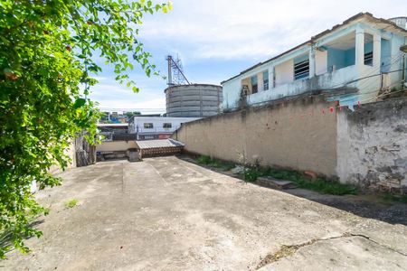 Casa à venda com 130m², 2 quartos e 1 vaga Casa à venda com 130m², 2 quartos e 1 vagaVaranda da Frente