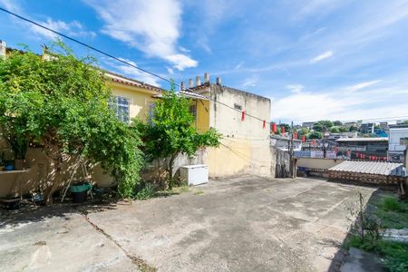 Casa à venda com 130m², 2 quartos e 1 vaga Casa à venda com 130m², 2 quartos e 1 vagaVaranda da Frente