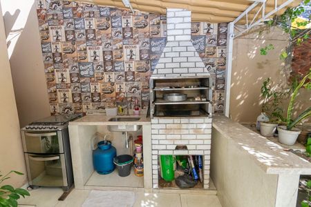 Casa à venda com 130m², 2 quartos e 1 vaga Casa à venda com 130m², 2 quartos e 1 vagaVaranda Gourmet - Churrasqueira