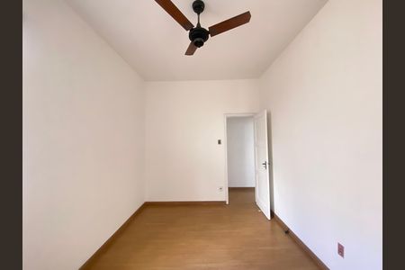 Apartamento à venda com 101m², 3 quartos e sem vaga