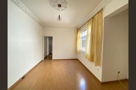 Apartamento à venda com 101m², 3 quartos e sem vaga