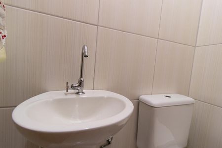 Casa para alugar com 80m², 3 quartos e 2 vagasLavabo