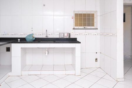 Casa para alugar com 90m², 2 quartos e 1 vagaCozinha