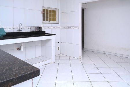 Casa para alugar com 90m², 2 quartos e 1 vagaCozinha