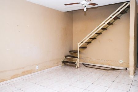 Casa para alugar com 90m², 2 quartos e 1 vagaSala