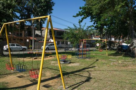 Casa para alugar com 90m², 2 quartos e 1 vagaÁrea comum - Playground