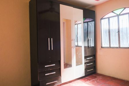 Casa para alugar com 90m², 2 quartos e 1 vagaQuarto