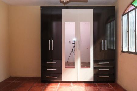 Casa para alugar com 90m², 2 quartos e 1 vagaQuarto