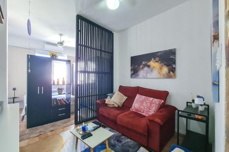 Apartamento à venda com 34m², 1 quarto e sem vaga Apartamento à venda com 34m², 1 quarto e sem vagaSala