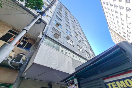 Apartamento à venda com 34m², 1 quarto e sem vaga Apartamento à venda com 34m², 1 quarto e sem vagaFachada
