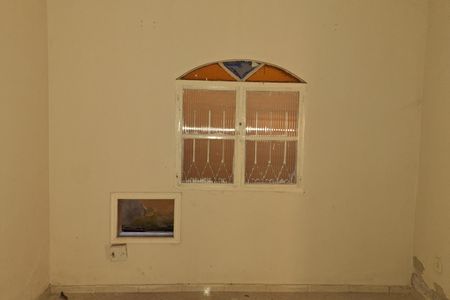 Quarto 2 de casa para alugar com 1 quarto, 120m² em Taquara, Duque de Caxias
