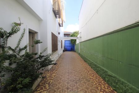 Área externa de casa à venda com 5 quartos, 220m² em Vila Monumento, São Paulo