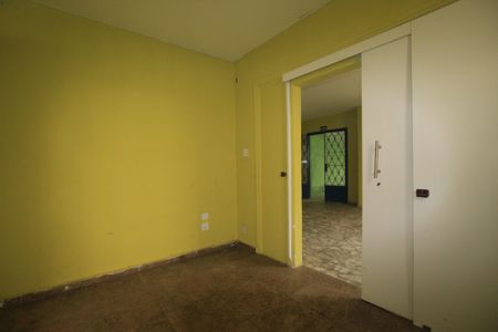 Sala de casa à venda com 5 quartos, 220m² em Vila Monumento, São Paulo