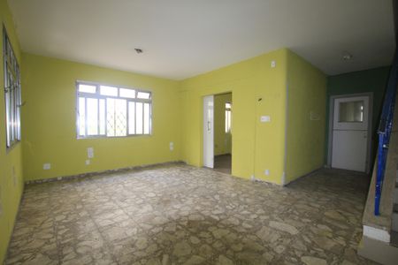 Sala de casa à venda com 5 quartos, 220m² em Vila Monumento, São Paulo