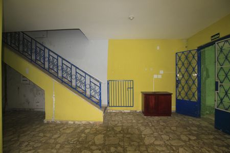 Casa à venda com 220m², 5 quartos e 4 vagasSala