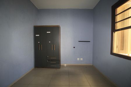 Quarto 2 de casa à venda com 5 quartos, 220m² em Vila Monumento, São Paulo